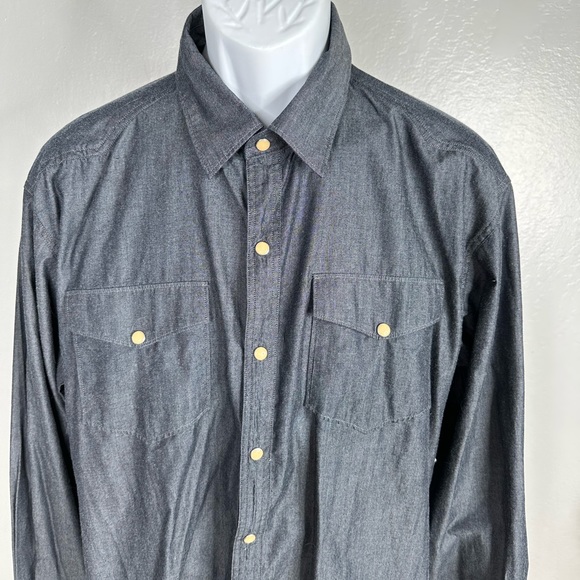 Basin + Range Mountain Men's Blue Chambray Western Button Down Shirt Sz Lg - Picture 4 of 15